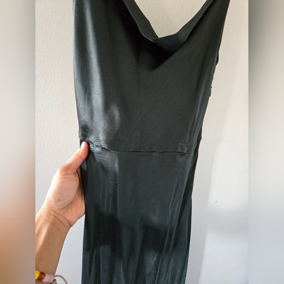Park and fifth bowen green satin dress xs - Picture 4 of 10